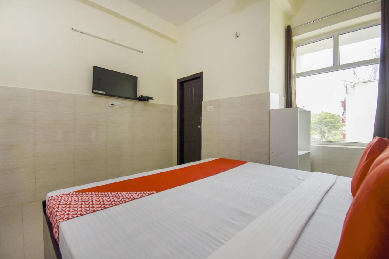 Flagship 75751 Hotel Surya Bahadrabad Εξωτερικό φωτογραφία