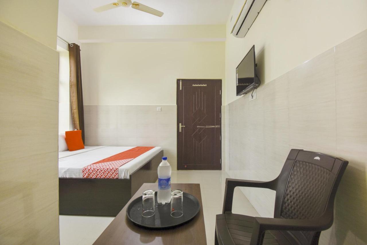 Flagship 75751 Hotel Surya Bahadrabad Εξωτερικό φωτογραφία