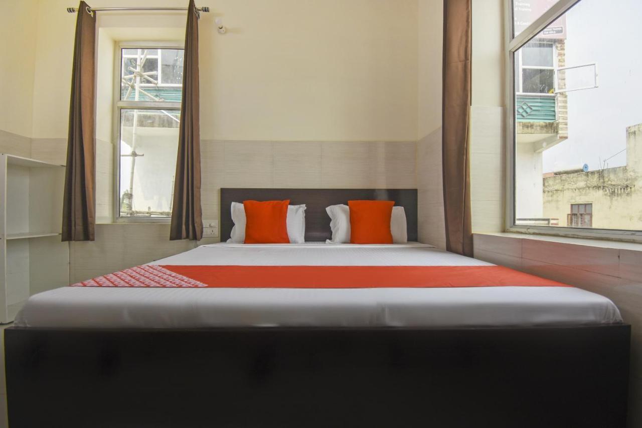 Flagship 75751 Hotel Surya Bahadrabad Εξωτερικό φωτογραφία