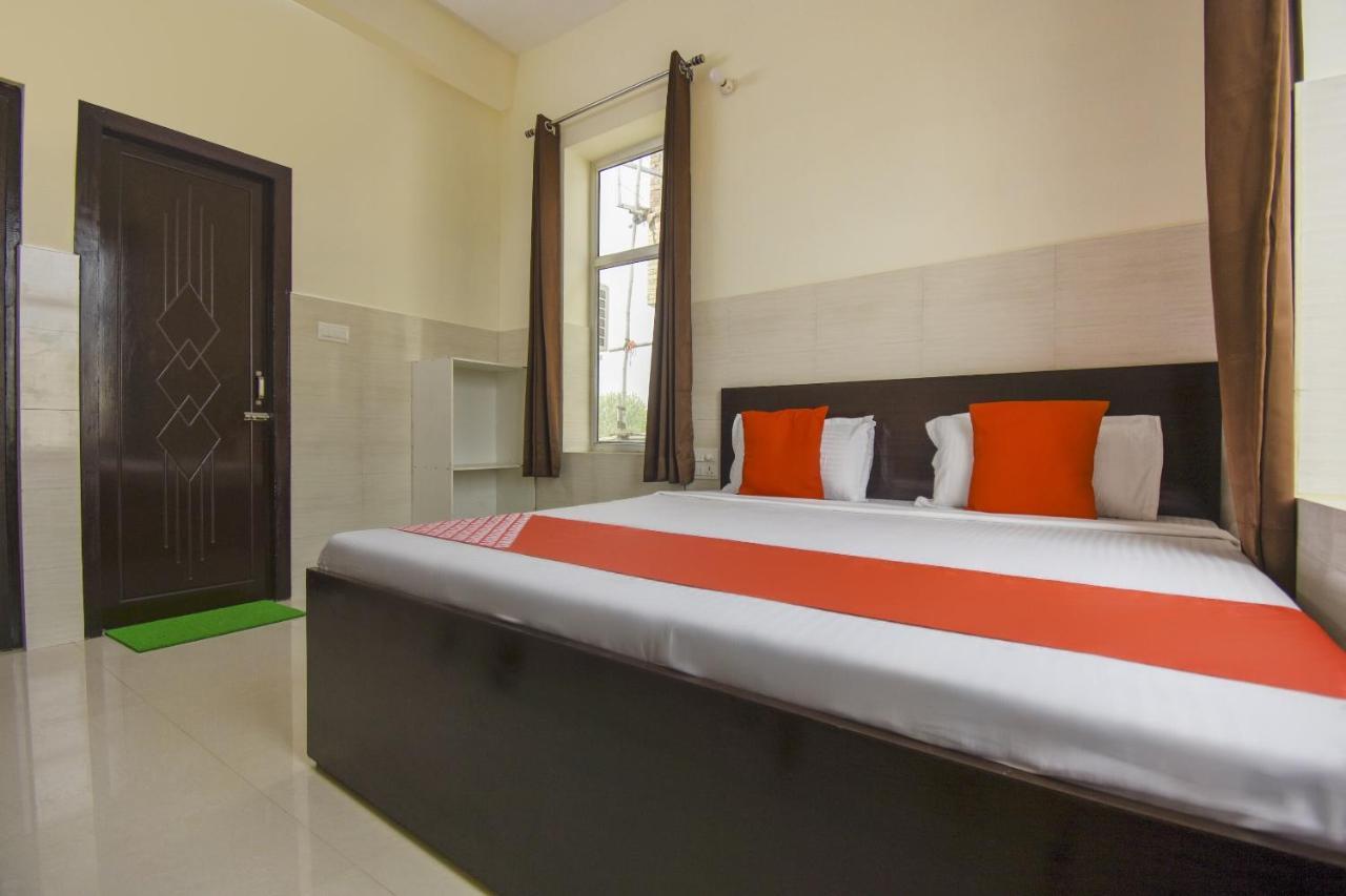 Flagship 75751 Hotel Surya Bahadrabad Εξωτερικό φωτογραφία