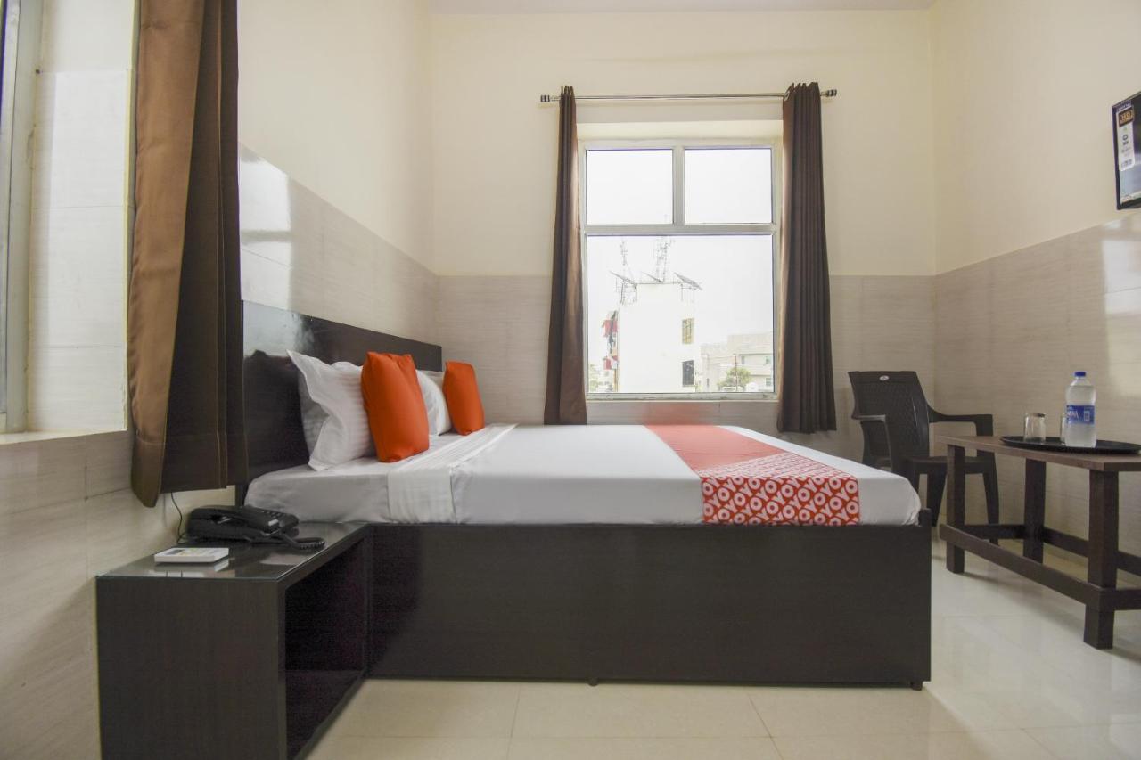 Flagship 75751 Hotel Surya Bahadrabad Εξωτερικό φωτογραφία