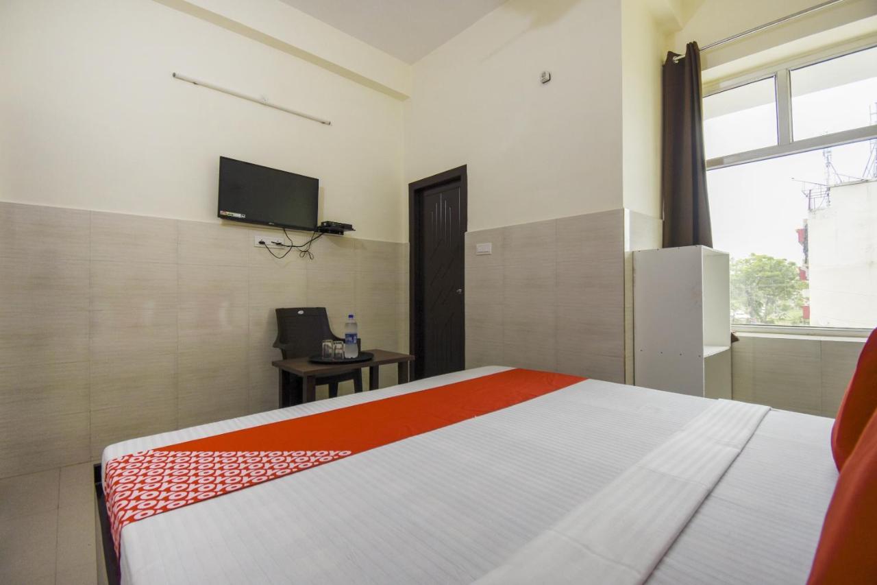 Flagship 75751 Hotel Surya Bahadrabad Εξωτερικό φωτογραφία