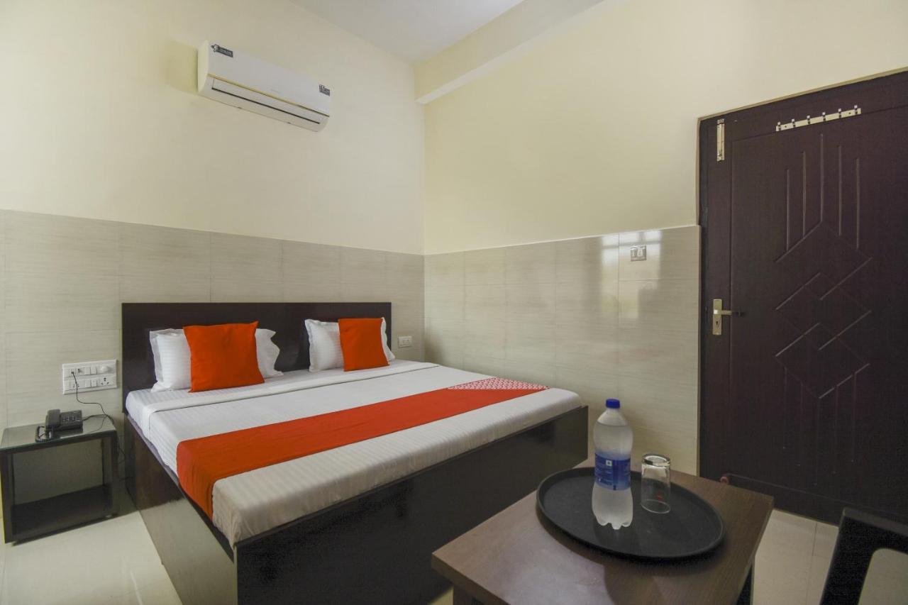 Flagship 75751 Hotel Surya Bahadrabad Εξωτερικό φωτογραφία